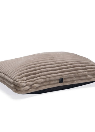 Designed by Lotte Hundekissen Reza