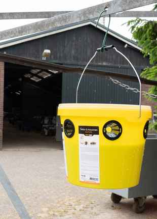 Knock Pest FlyNip VliegenEmmer (incl. traktatie)